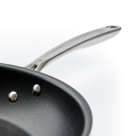 THERMALLOY Tri-Ply Fry Pan with ProGrip Handle, 9.5" Non-Stick